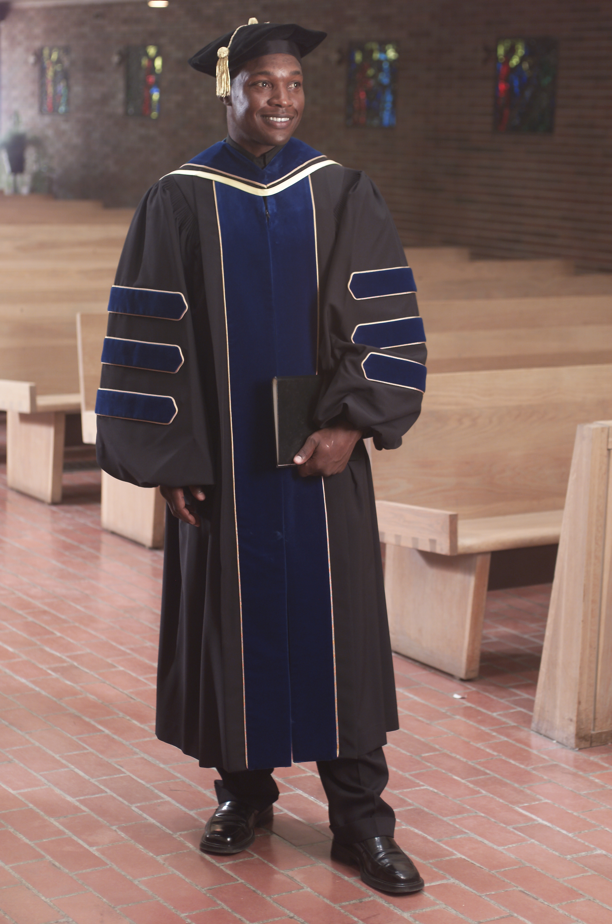 Deluxe Doctoral Package W/Degree Colored Velvet